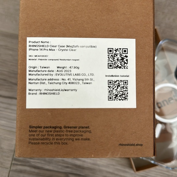 (new in box) Rhinoshield Clear Case - iPhone 14 Pro Max (MagSafe compatible) - Picture 3 of 3